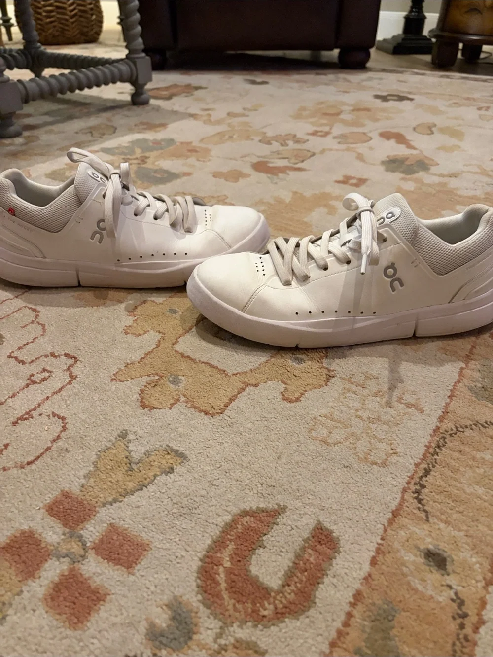 Roger Federer On sneakers.